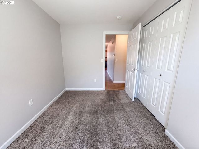 3042 COLLEEN St, Salem, OR 97305