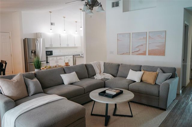 7060 76TH STREET N, Pinellas Park, FL 33781