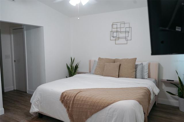 7060 76TH STREET N, Pinellas Park, FL 33781