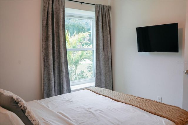 7060 76TH STREET N, Pinellas Park, FL 33781