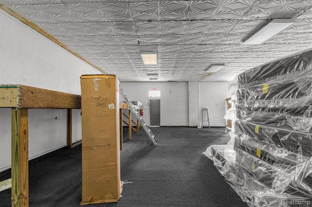 12434 8 Mile Road, Warren, MI 48089