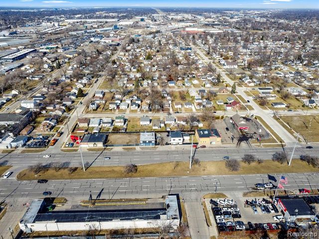 12434 8 Mile Road, Warren, MI 48089