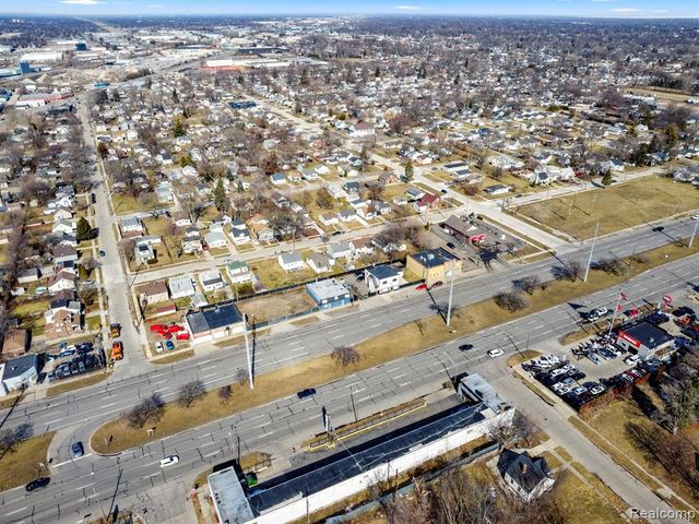 12434 8 Mile Road, Warren, MI 48089