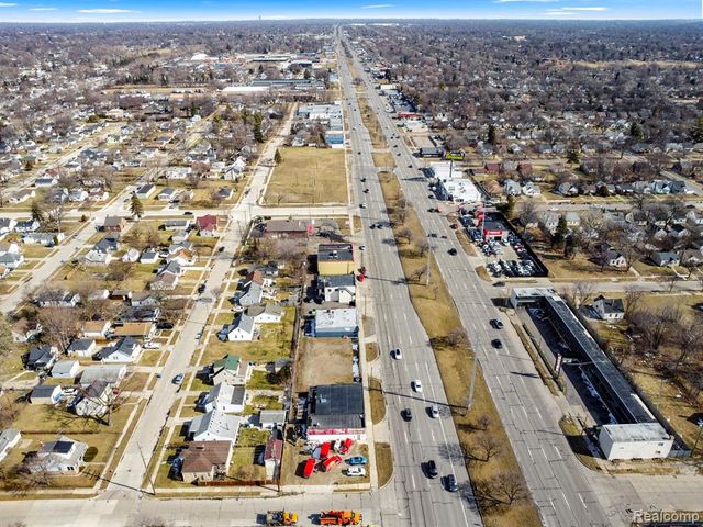 12434 8 Mile Road, Warren, MI 48089