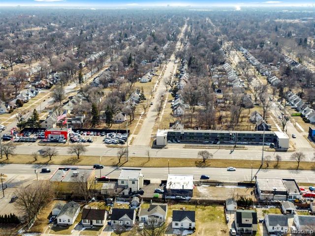 12434 8 Mile Road, Warren, MI 48089