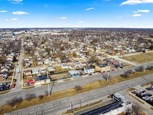 12434 8 Mile Road, Warren, MI 48089