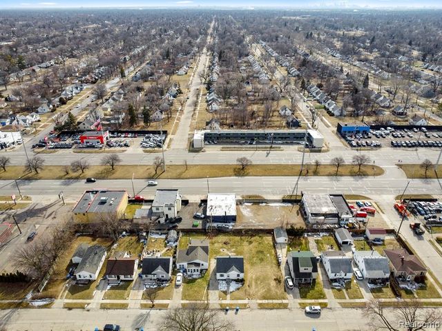 12434 8 Mile Road, Warren, MI 48089