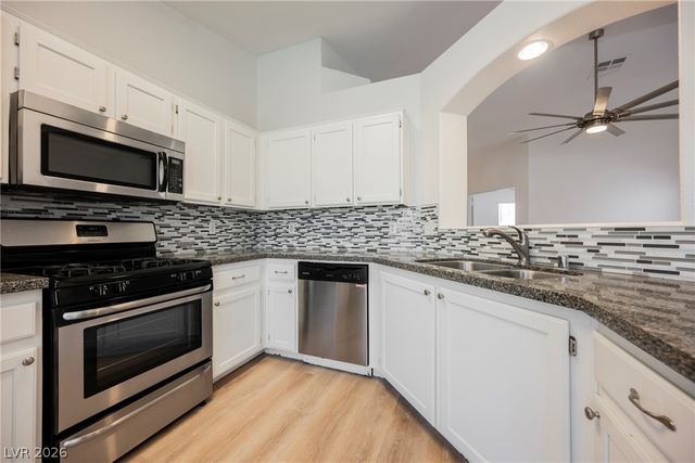 802 Airy Hill Street, Henderson, NV 89015