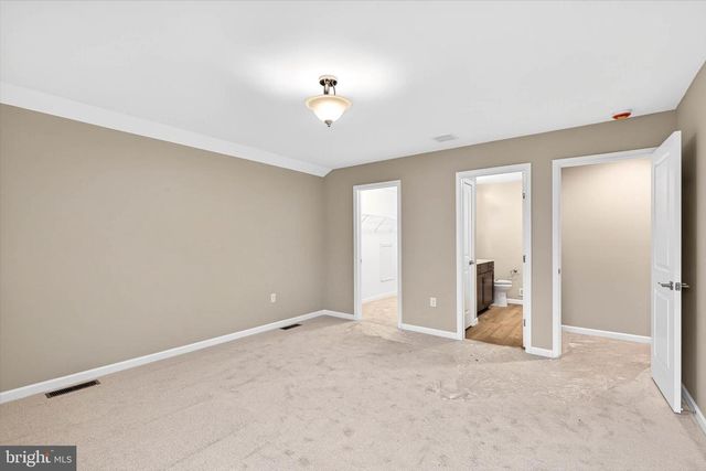 127 HILLARD FIELD, Lancaster, PA 17603