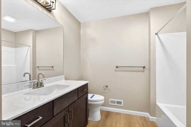 127 HILLARD FIELD, Lancaster, PA 17603