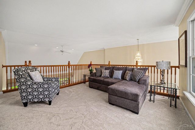 28 Slatestone Drive, Saginaw Twp, MI 48603