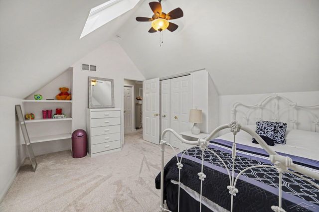 28 Slatestone Drive, Saginaw Twp, MI 48603