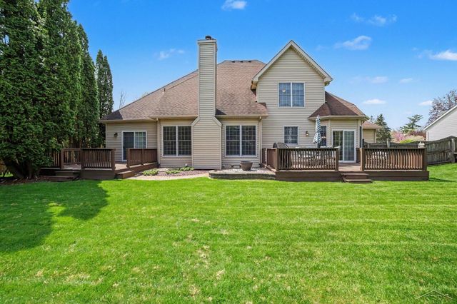 28 Slatestone Drive, Saginaw Twp, MI 48603