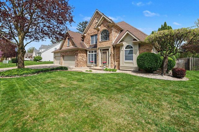 28 Slatestone Drive, Saginaw Twp, MI 48603