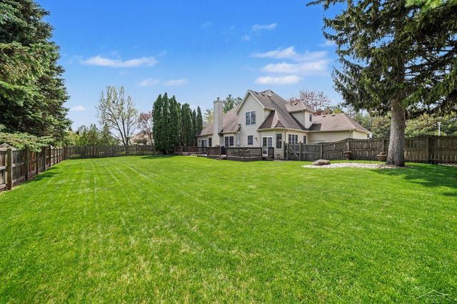 28 Slatestone Drive, Saginaw Twp, MI 48603