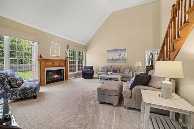 28 Slatestone Drive, Saginaw Twp, MI 48603