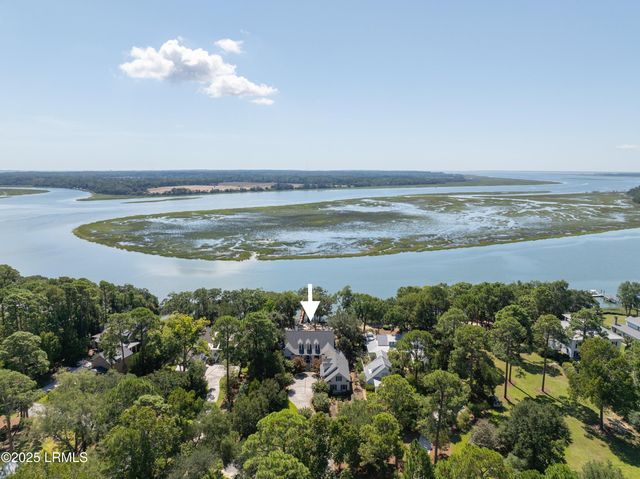 380 Distant Island Drive, Beaufort, SC 29907