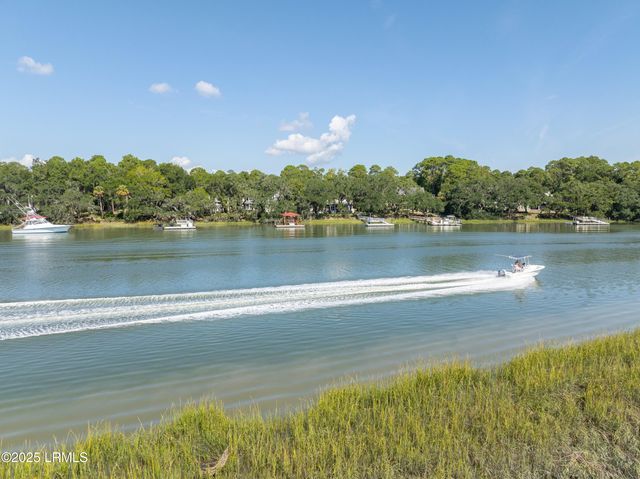 380 Distant Island Drive, Beaufort, SC 29907