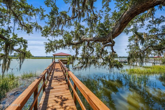 380 Distant Island Drive, Beaufort, SC 29907
