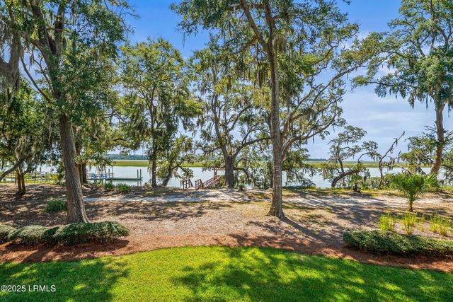 380 Distant Island Drive, Beaufort, SC 29907