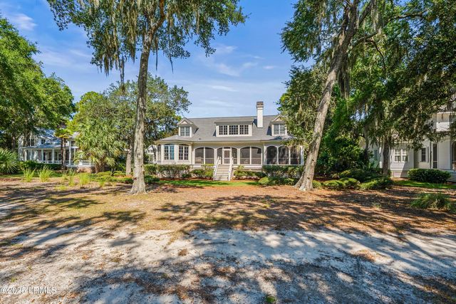 380 Distant Island Drive, Beaufort, SC 29907