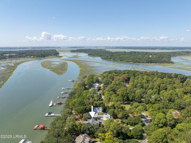380 Distant Island Drive, Beaufort, SC 29907