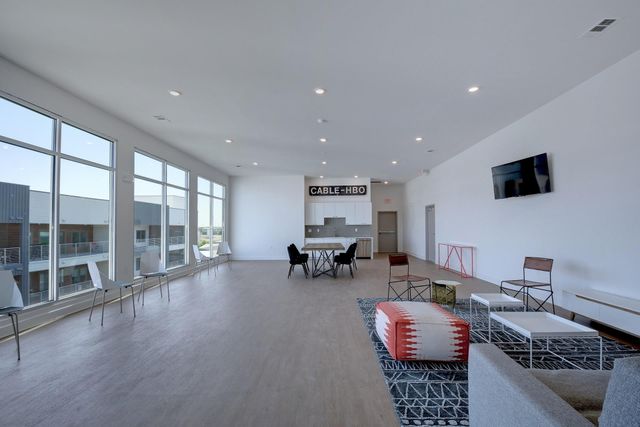 4361 S Congress Ave 527, Austin, TX 78745