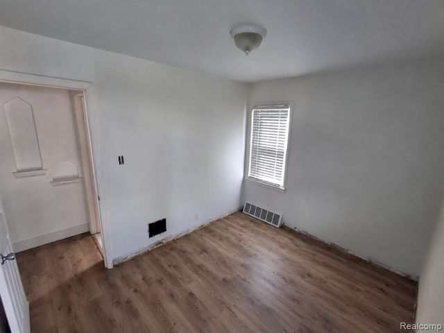 7733 Penrod Street, Detroit, MI 48228