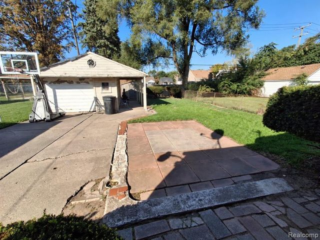 7733 Penrod Street, Detroit, MI 48228