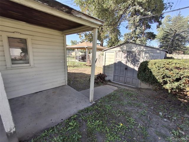 7733 Penrod Street, Detroit, MI 48228