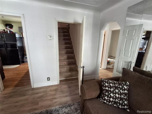 7733 Penrod Street, Detroit, MI 48228