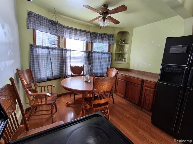 7733 Penrod Street, Detroit, MI 48228