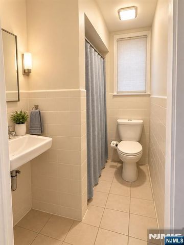 59 Farnham Avenue, Garfield, NJ 07026