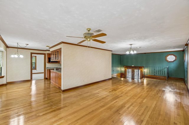 2630 Ponderosa DR, New Braunfels, TX 78132