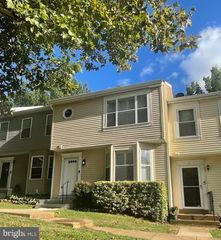 13 AVIARY ST, Warrenton, VA 20186