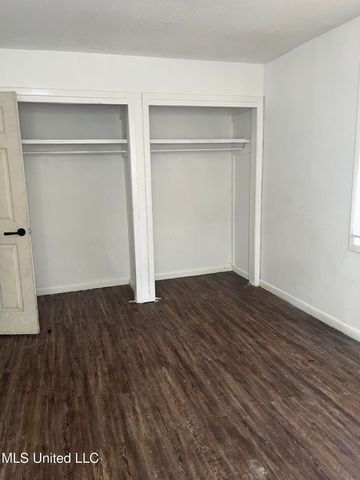 3150 Ponderosa Drive, Jackson, MS 39212