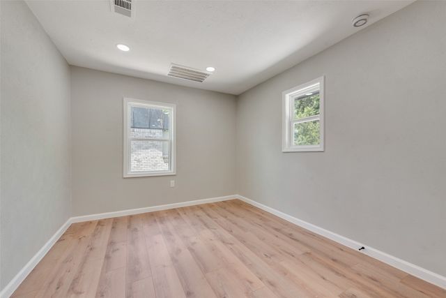 1650 Bending Oaks Trail, Dallas, TX 75217
