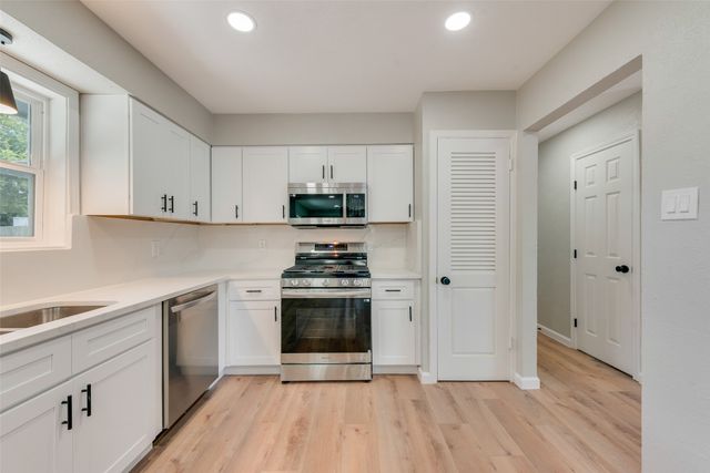 1650 Bending Oaks Trail, Dallas, TX 75217