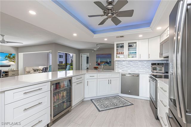 589 Beachwalk CIR P102, Naples, FL 34108