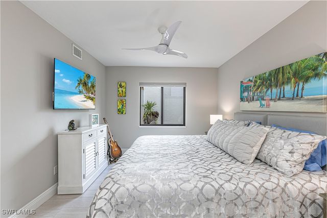 589 Beachwalk CIR P102, Naples, FL 34108