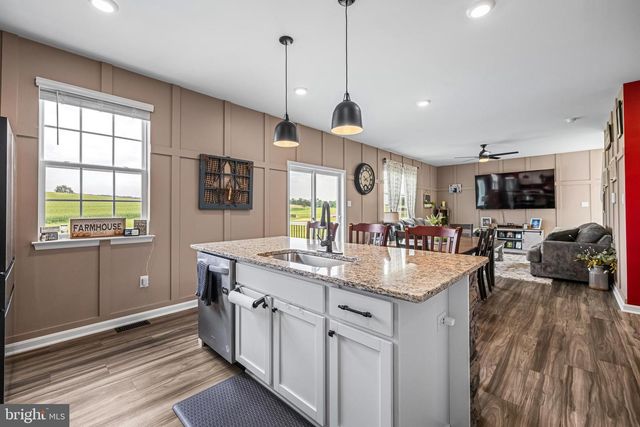 4300 BRENT DR, Spring Grove, PA 17362