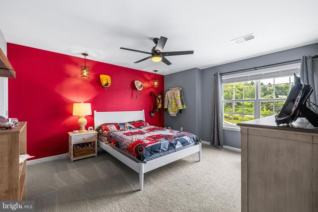 4300 BRENT DR, Spring Grove, PA 17362