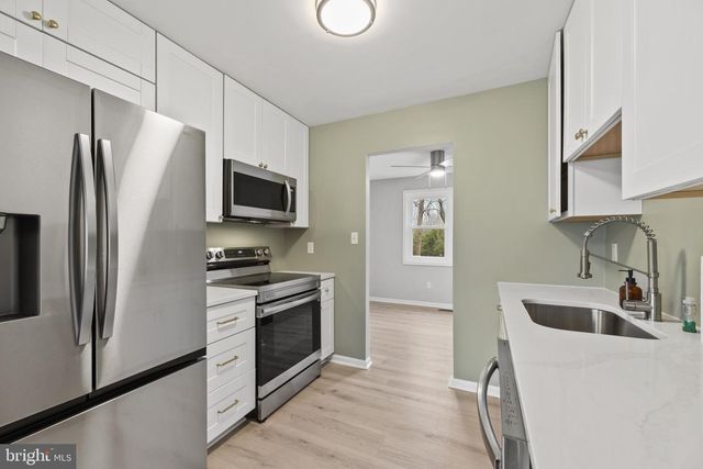9947 BOYDS TURN RD, Owings, MD 20736