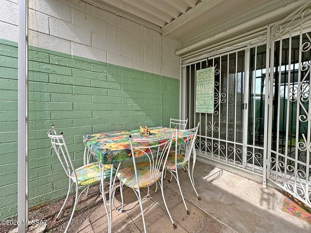 1776 S Palo Verde Ave Apt O2, Tucson, AZ 85713