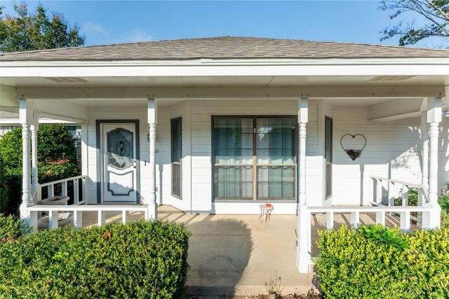 3481 Oak Tree Lane, Midlothian, TX 76065