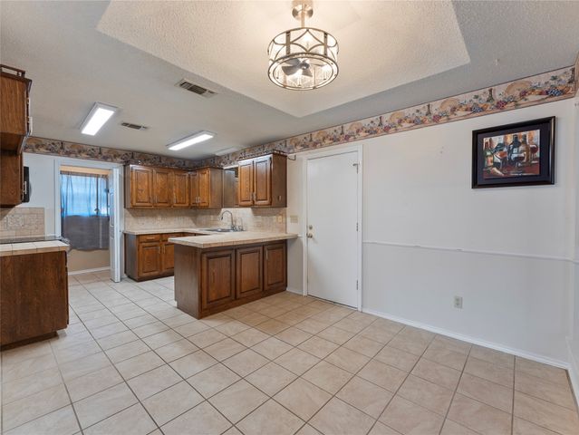 3481 Oak Tree Lane, Midlothian, TX 76065