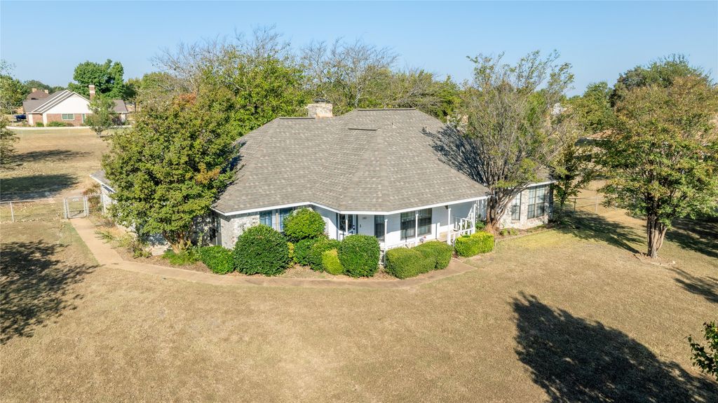 3481 Oak Tree Lane, Midlothian, TX 76065
