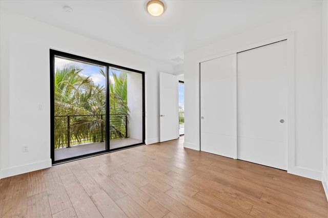 16722 S Botaniko Drive, Weston, FL 33326