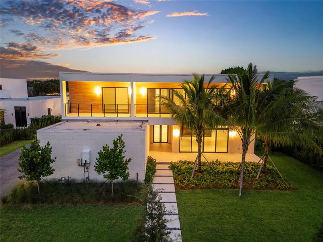 16722 S Botaniko Drive, Weston, FL 33326