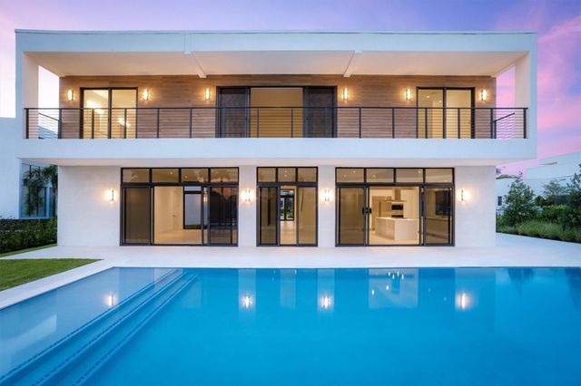 16722 S Botaniko Drive, Weston, FL 33326